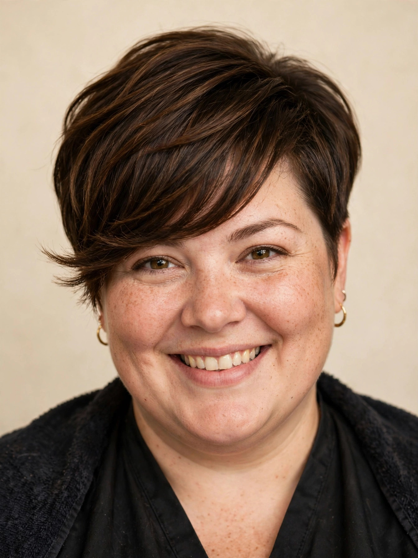 Side-swept pixie with long sweeping bangs